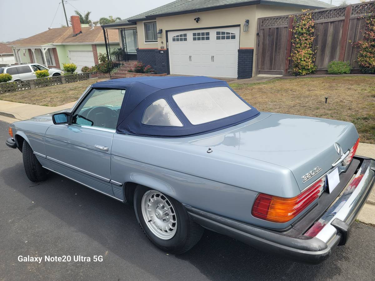 Mercedes-benz-380-sl-1982-silver-21