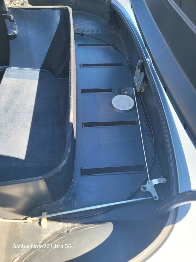 Mercedes-benz-380-sl-1982-silver-4