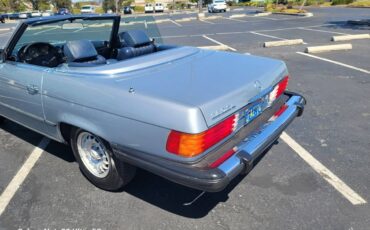 Mercedes-benz-380-sl-1982-silver-9
