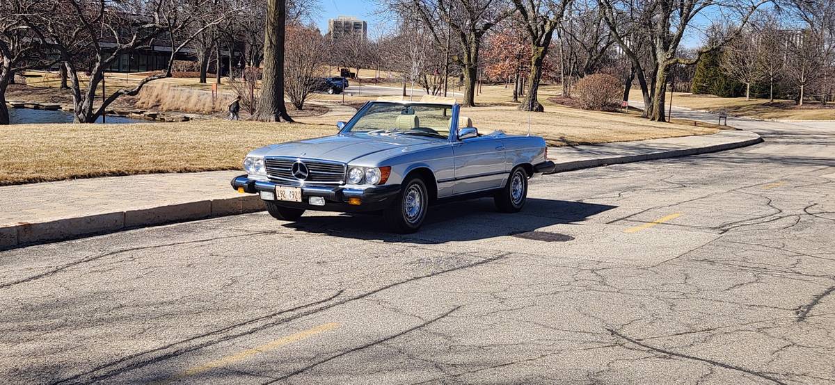 Mercedes-benz-380sl-1981-13