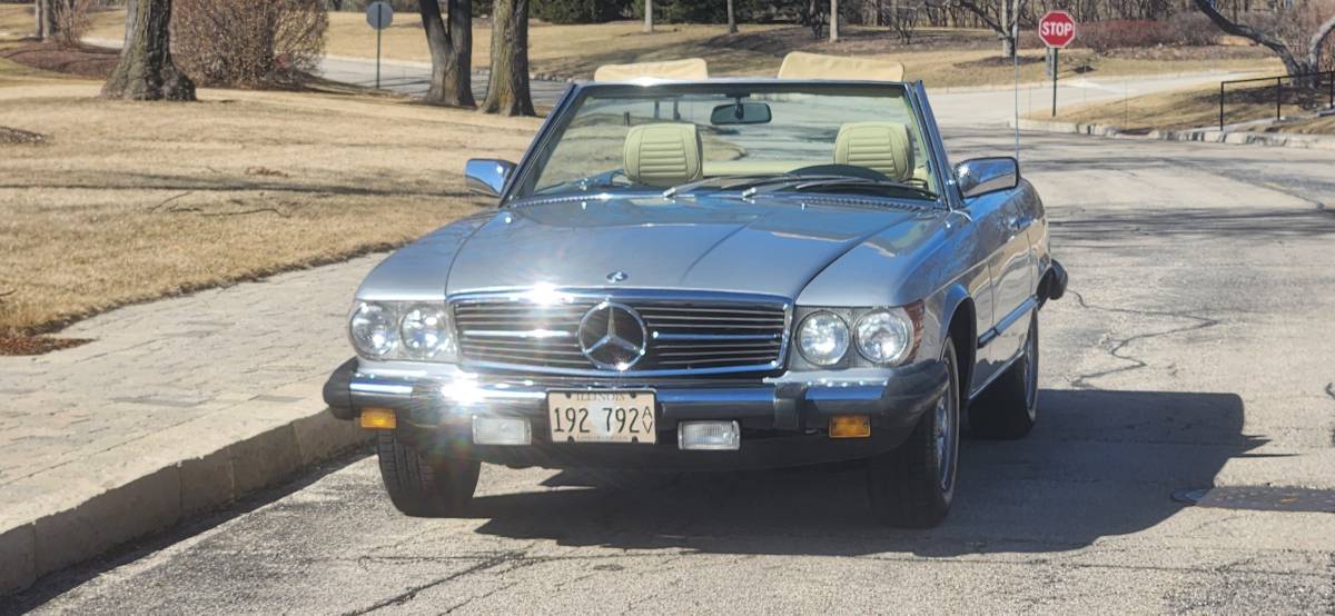 Mercedes-benz-380sl-1981-15