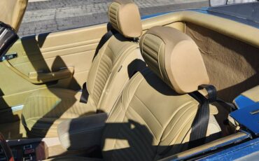 Mercedes-benz-380sl-1981-17