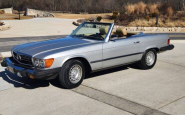 Mercedes-benz-380sl-1981-4