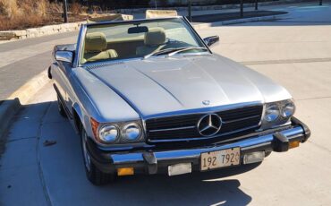 Mercedes-benz-380sl-1981-9