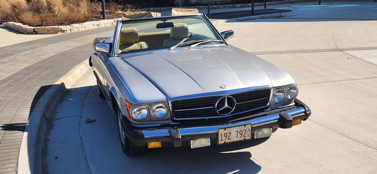 Mercedes-benz-380sl-1981-9
