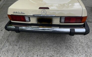 Mercedes-benz-380sl-1981-custom-1