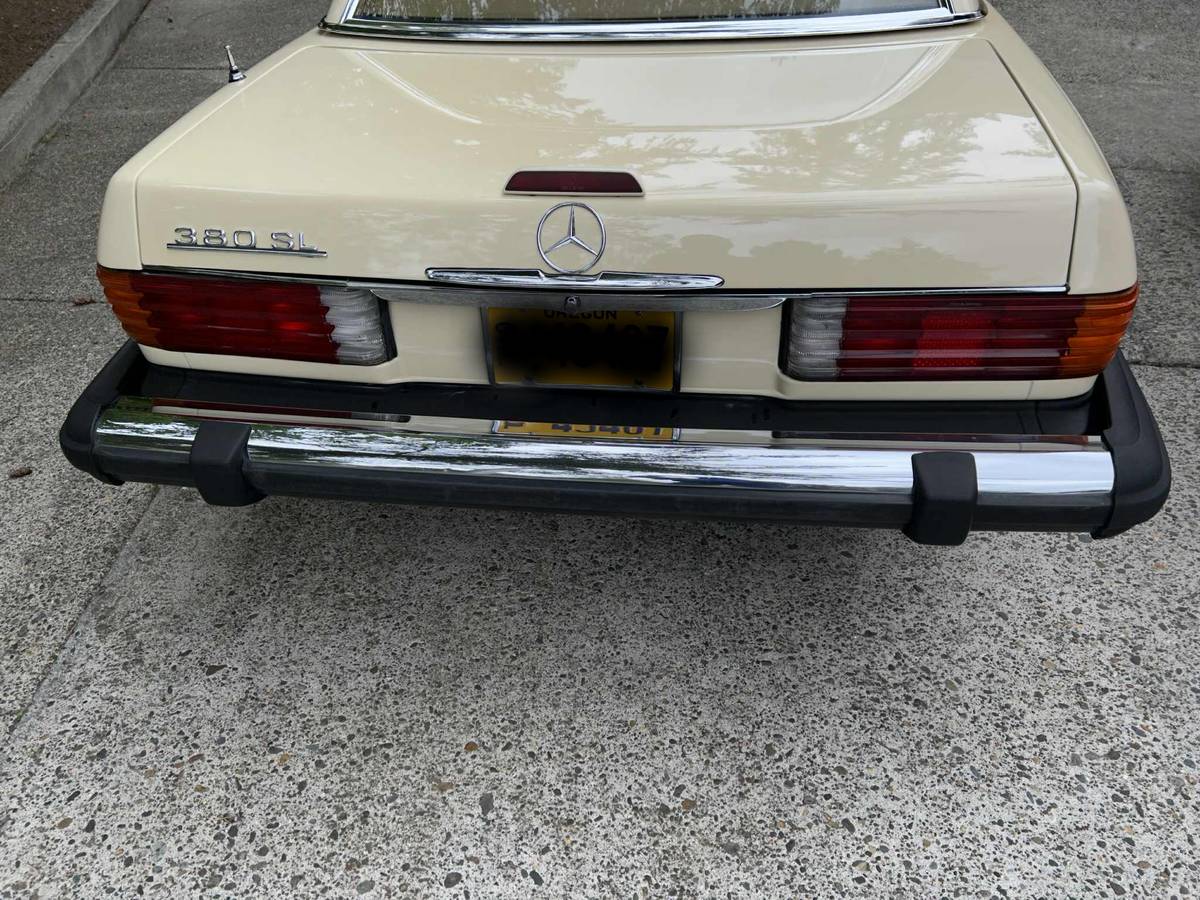 Mercedes-benz-380sl-1981-custom-1