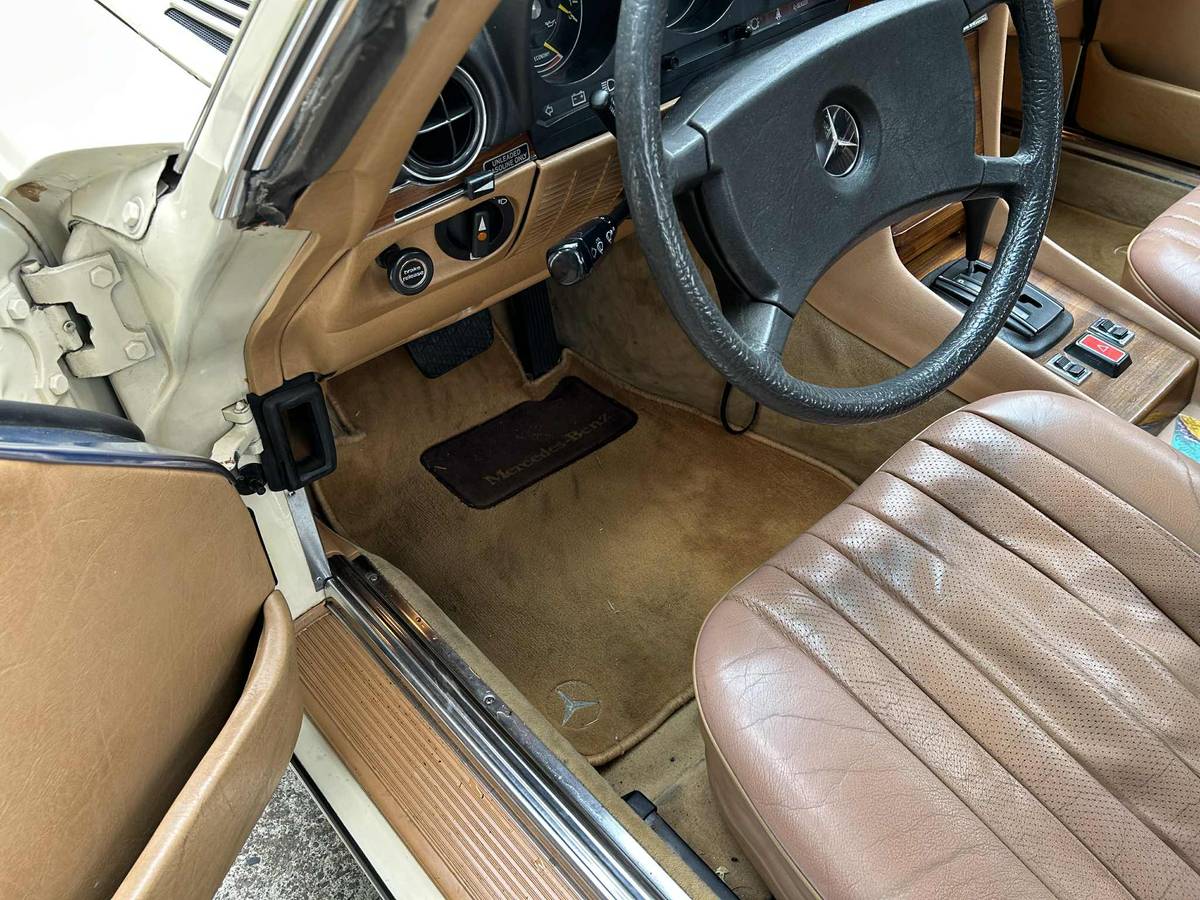 Mercedes-benz-380sl-1981-custom-3