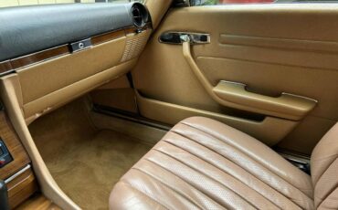 Mercedes-benz-380sl-1981-custom-7