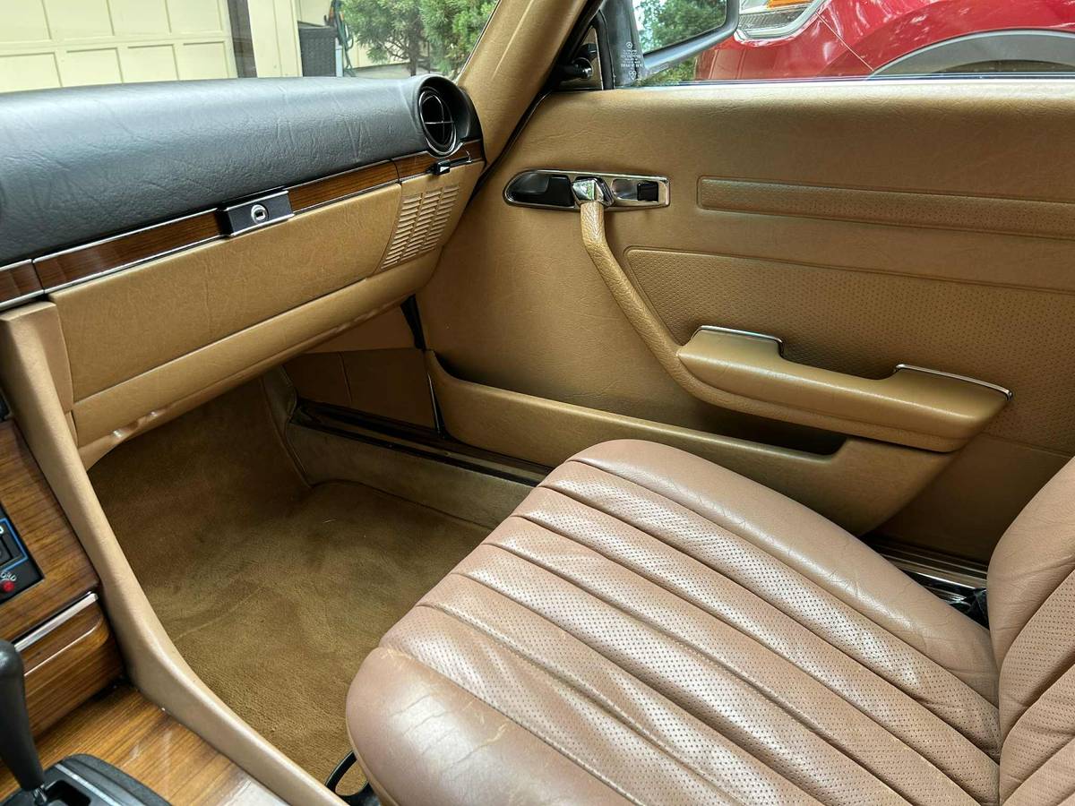 Mercedes-benz-380sl-1981-custom-7