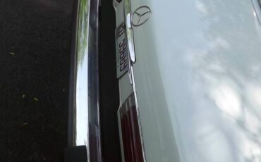 Mercedes-benz-380sl-1981-white-13