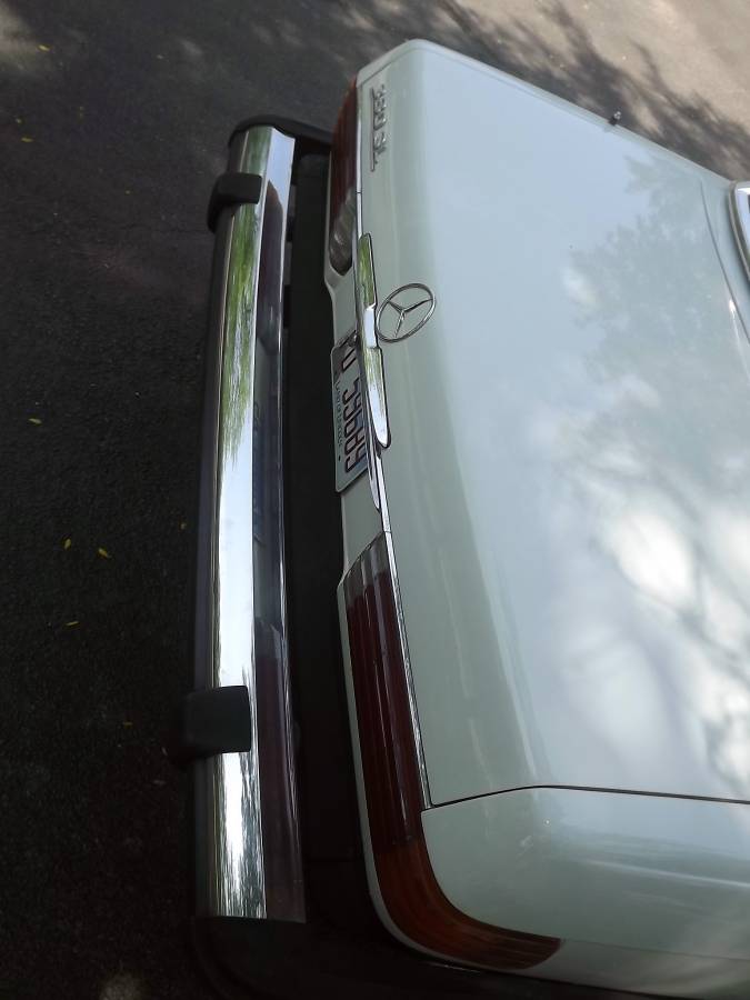 Mercedes-benz-380sl-1981-white-13
