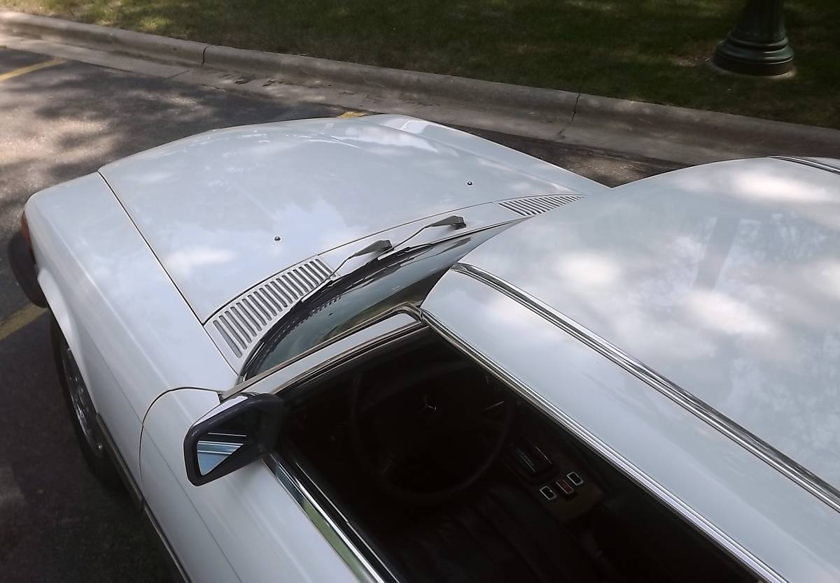 Mercedes-benz-380sl-1981-white-23