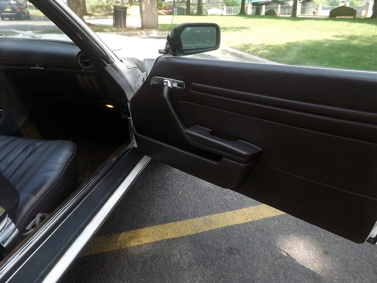 Mercedes-benz-380sl-1981-white-7