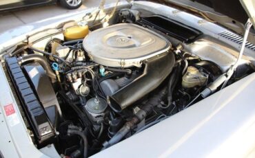 Mercedes-benz-380sl-1982-1