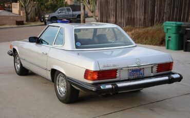 Mercedes-benz-380sl-1982-9