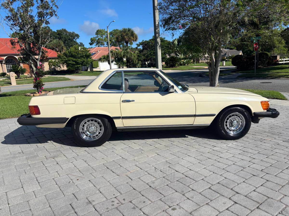 Mercedes-benz-380sl-1982-custom-4