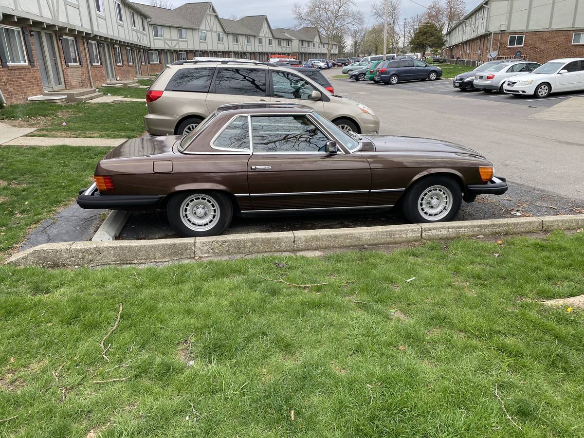 Mercedes-benz-380sl-1983-brown-1