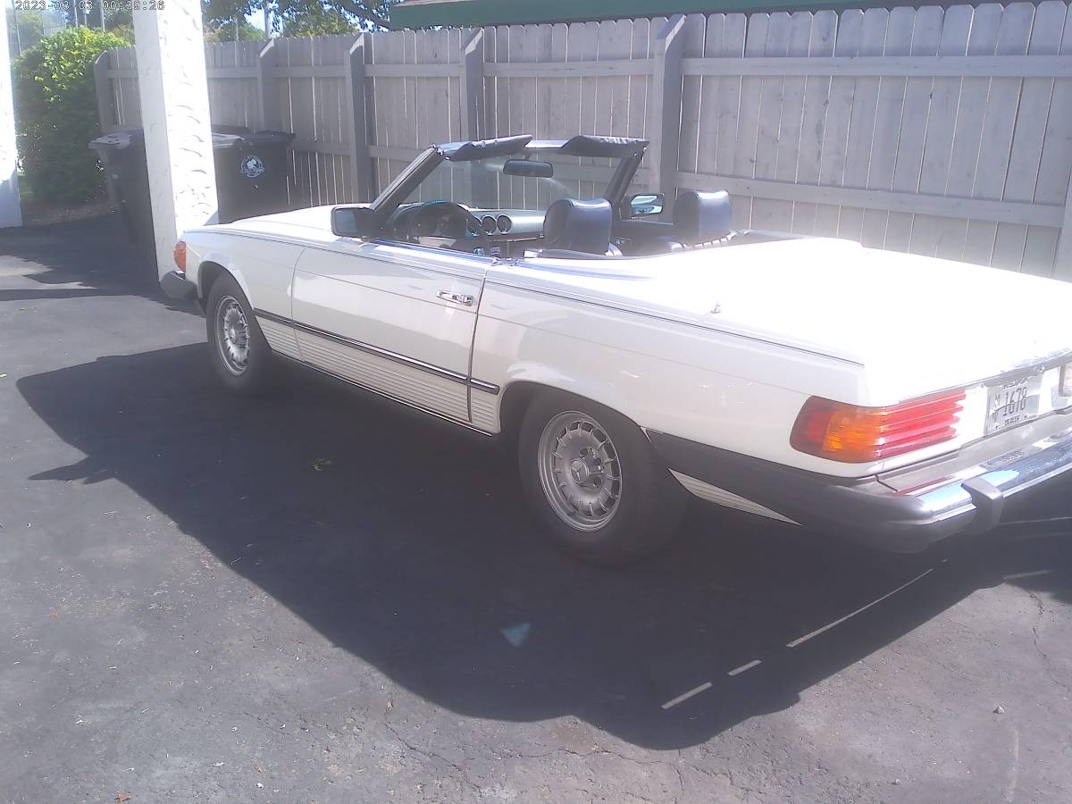 Mercedes-benz-380sl-1983-white-11