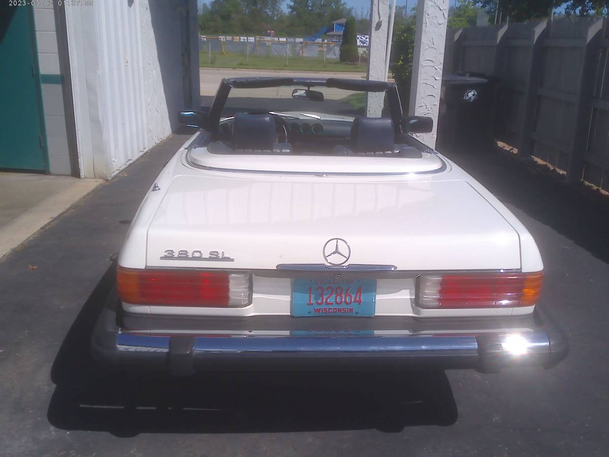 Mercedes-benz-380sl-1983-white-6