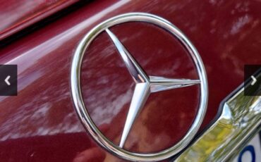 Mercedes-benz-380sl-1985-red-17