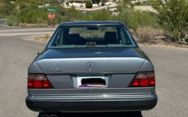 Mercedes-benz-400e-1992-grey-2
