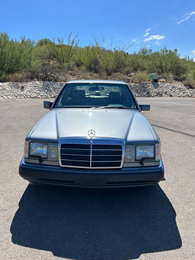 Mercedes-benz-400e-1992-grey