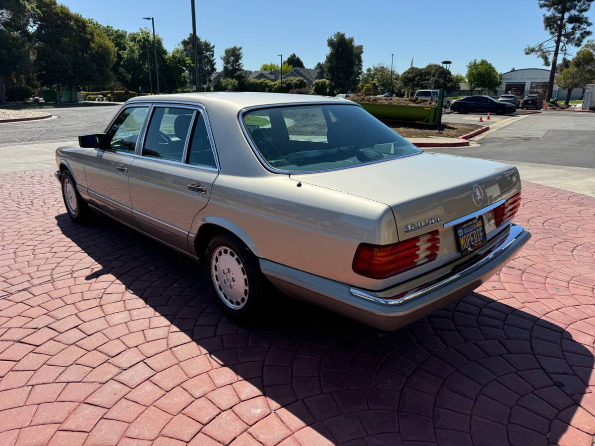Mercedes-benz-420-1986-custom-23
