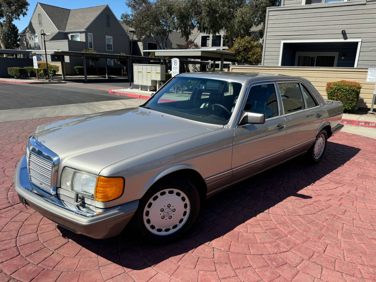 Mercedes-benz-420-1986-custom-4