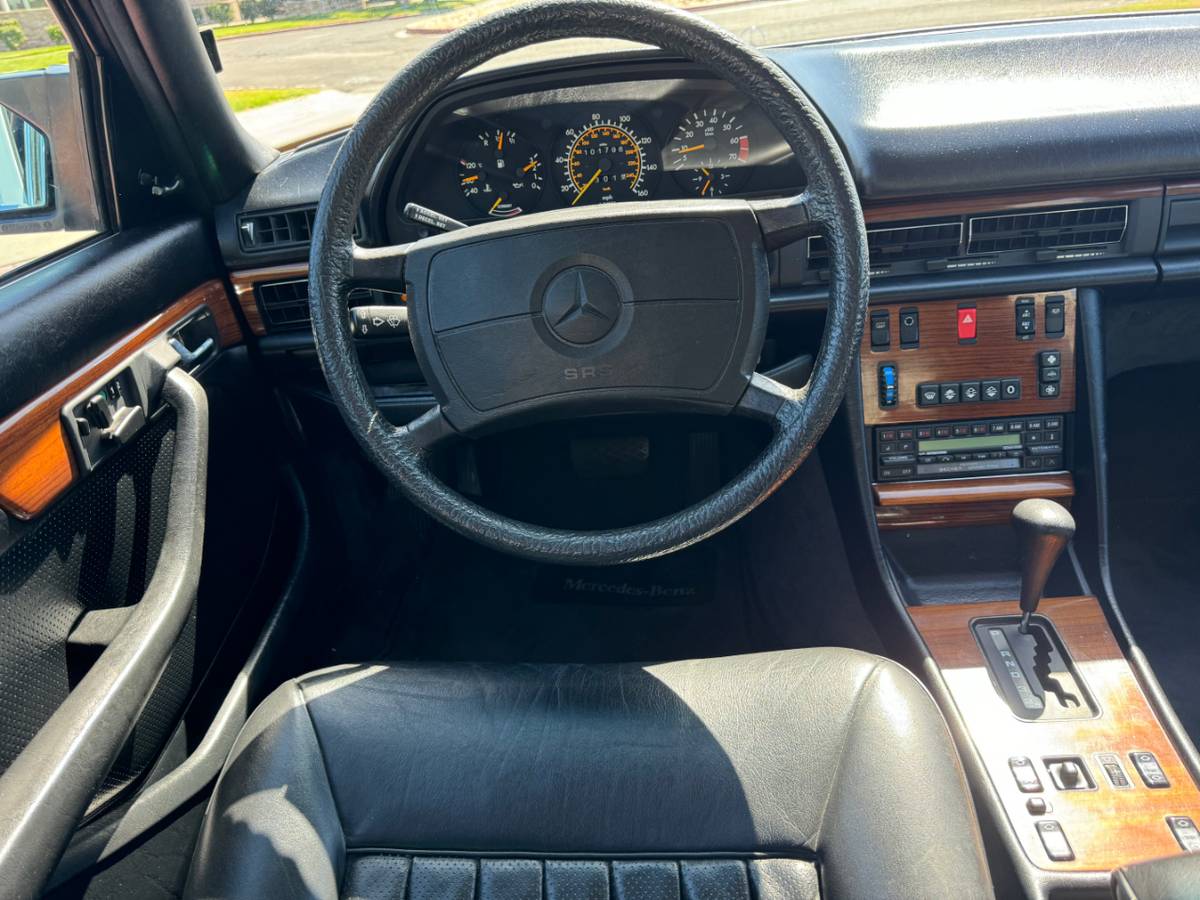 Mercedes-benz-420-1986-custom-5