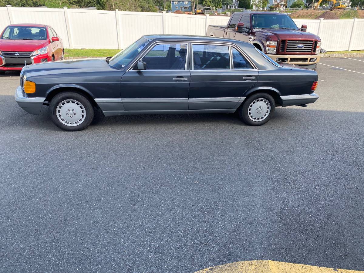 Mercedes-benz-420-420sel-1986-grey