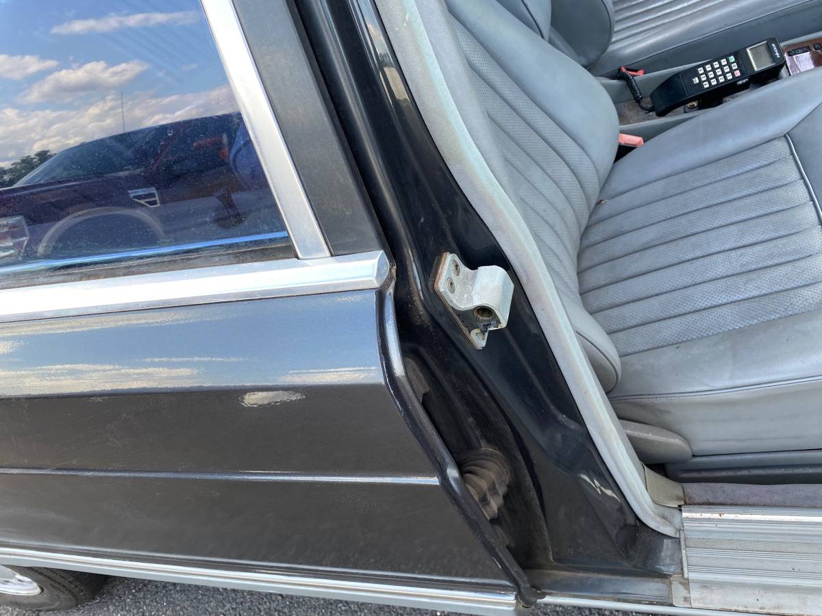 Mercedes-benz-420-420sel-1986-grey-2
