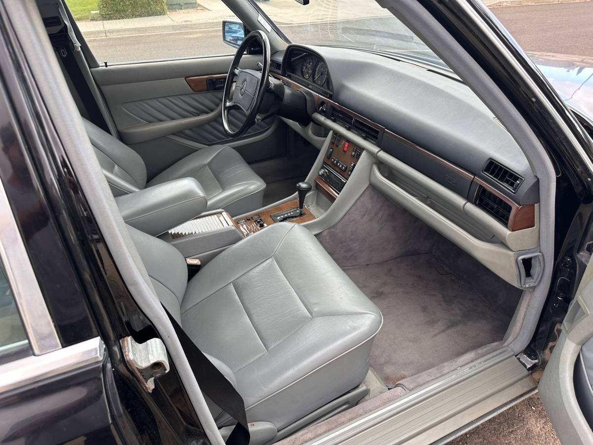 Mercedes-benz-420-sel-1989-black-10