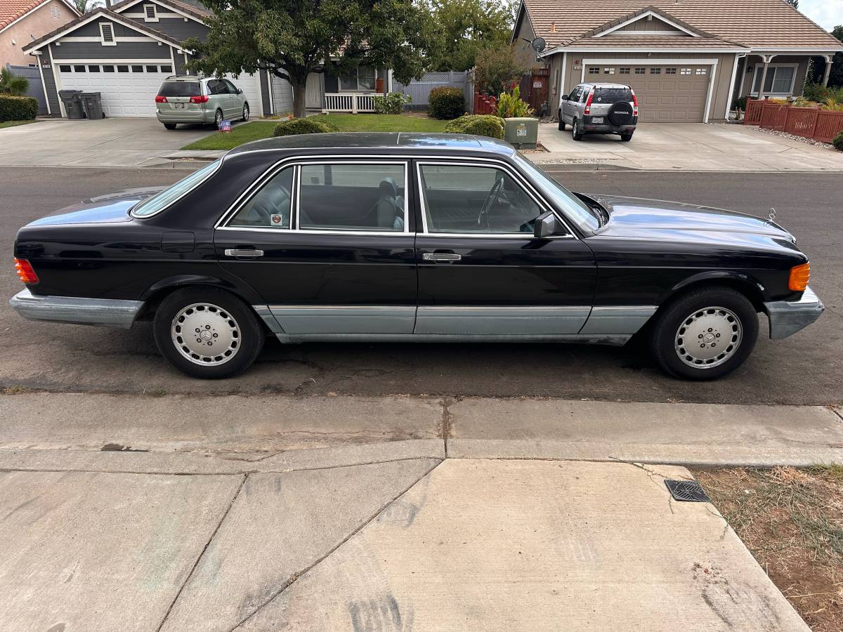 Mercedes-benz-420-sel-1989-black-3