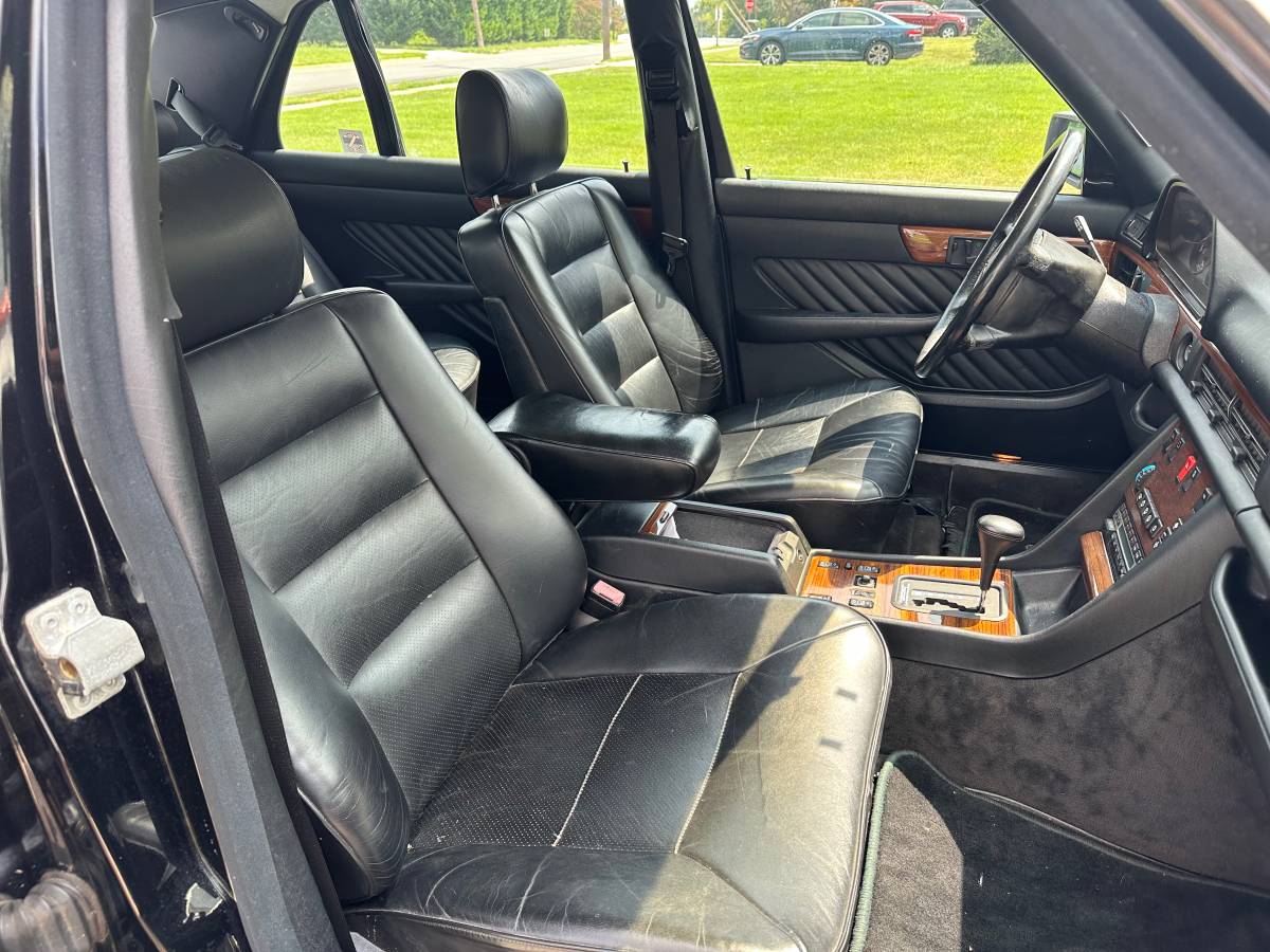 Mercedes-benz-420sel-1991-black-11