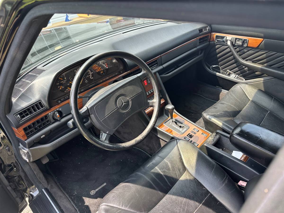 Mercedes-benz-420sel-1991-black-7
