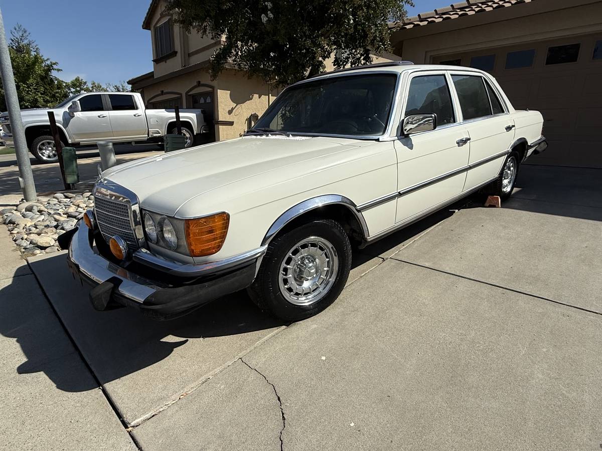Mercedes-benz-450-sel-1980-1
