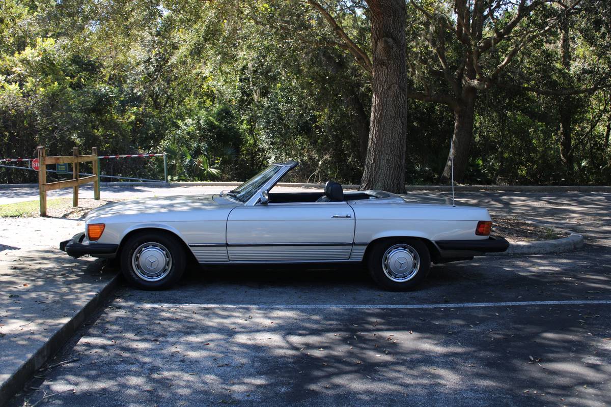 Mercedes-benz-450sl-1977-silver-4
