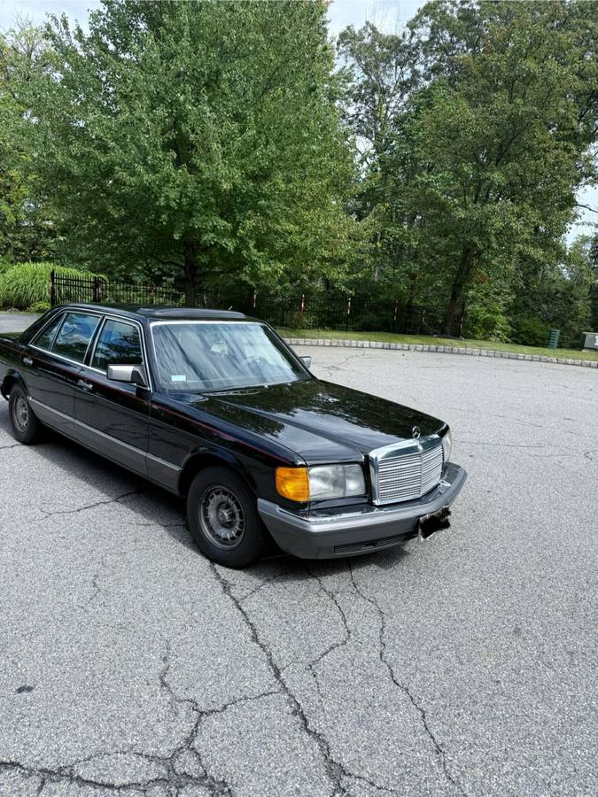 Mercedes-benz-500sel-1985-black-3