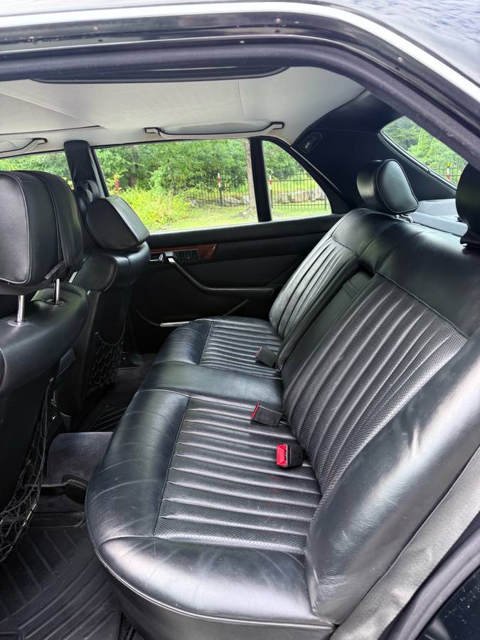 Mercedes-benz-500sel-1985-black-9
