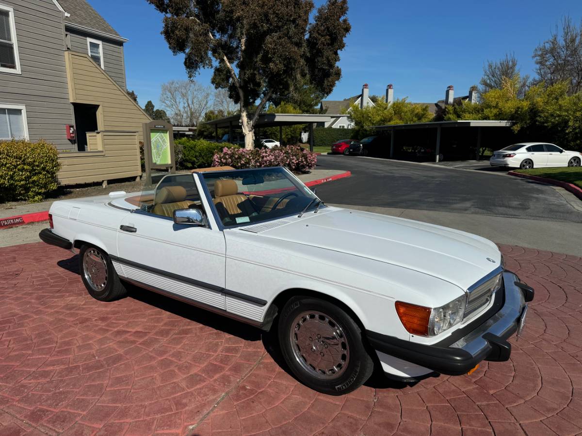 Mercedes-benz-560-1989-white-17