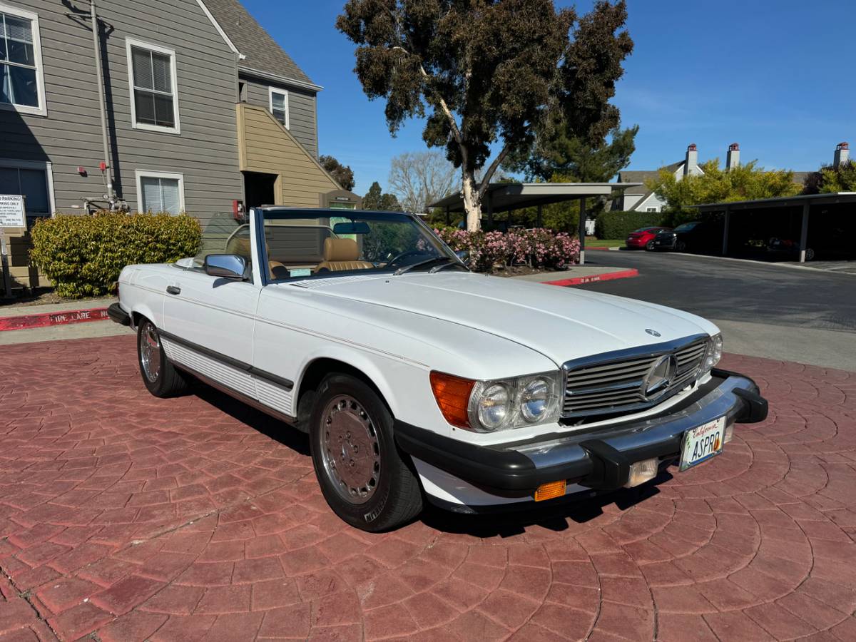 Mercedes-benz-560-1989-white-19