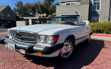 Mercedes-benz-560-1989-white