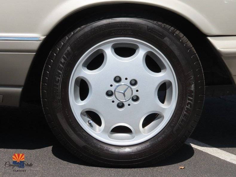 Mercedes-benz-560-560sec-1991-silver-15