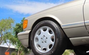 Mercedes-benz-560-560sec-1991-silver-18