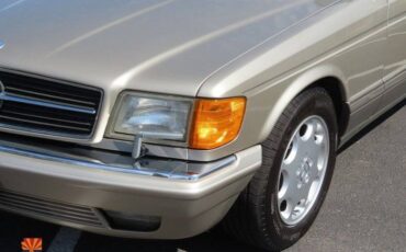 Mercedes-benz-560-560sec-1991-silver-9