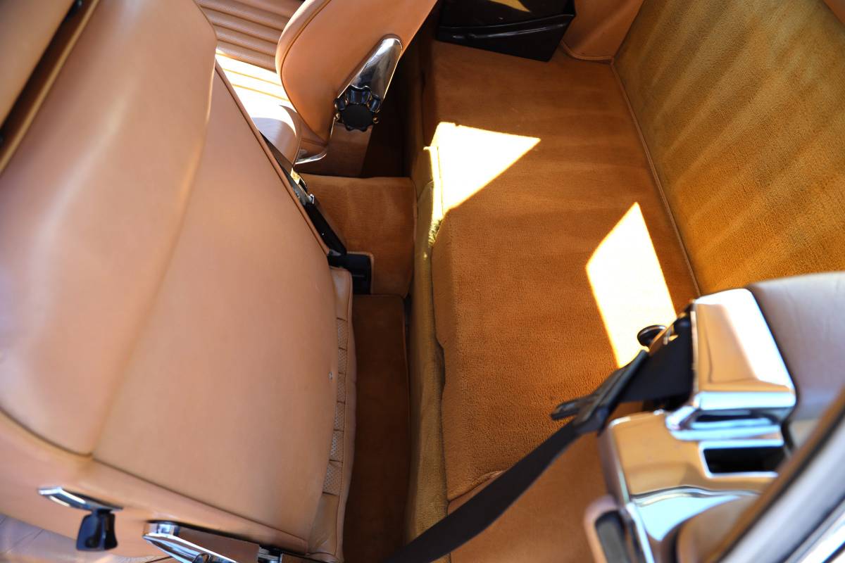 Mercedes-benz-560-560sl-1986-18