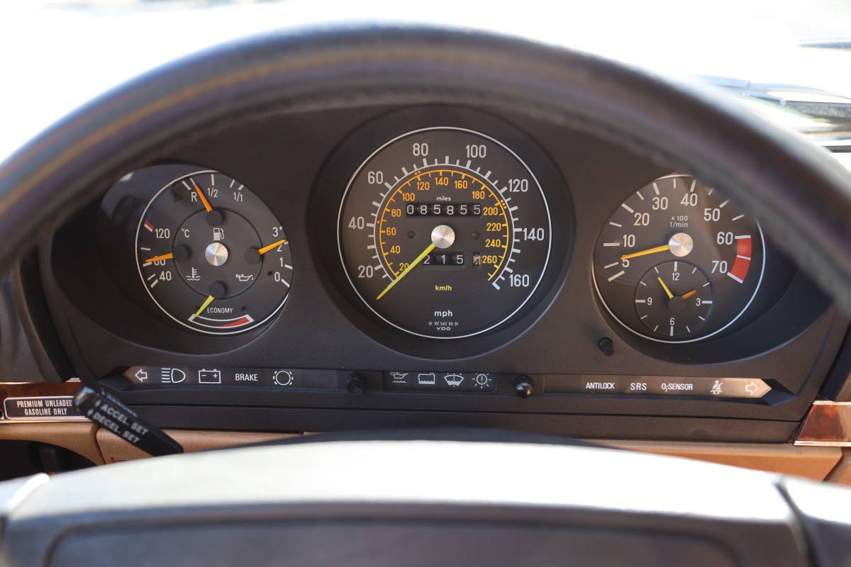 Mercedes-benz-560-560sl-1986-20