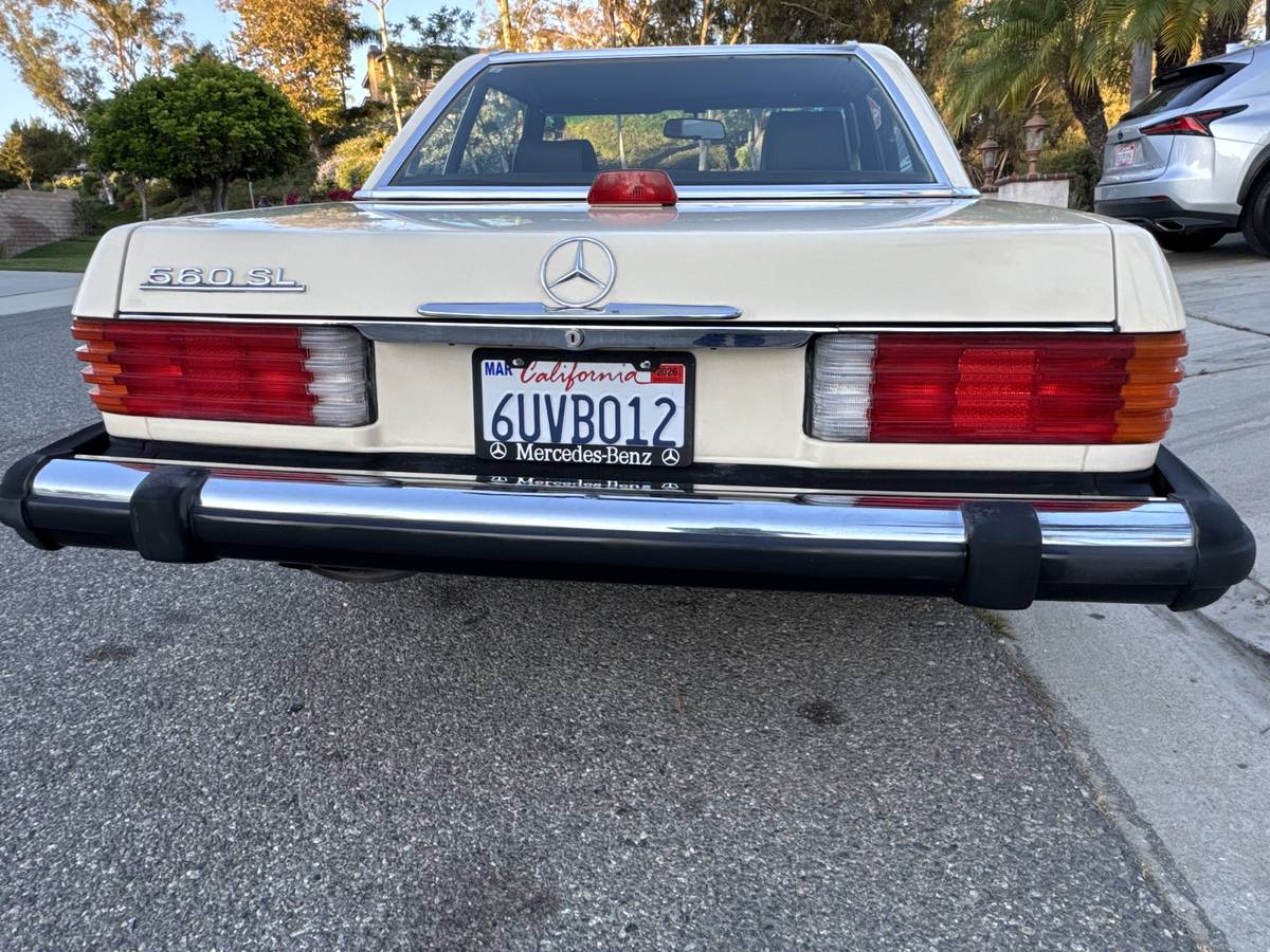 Mercedes-benz-560-560sl-1986-5