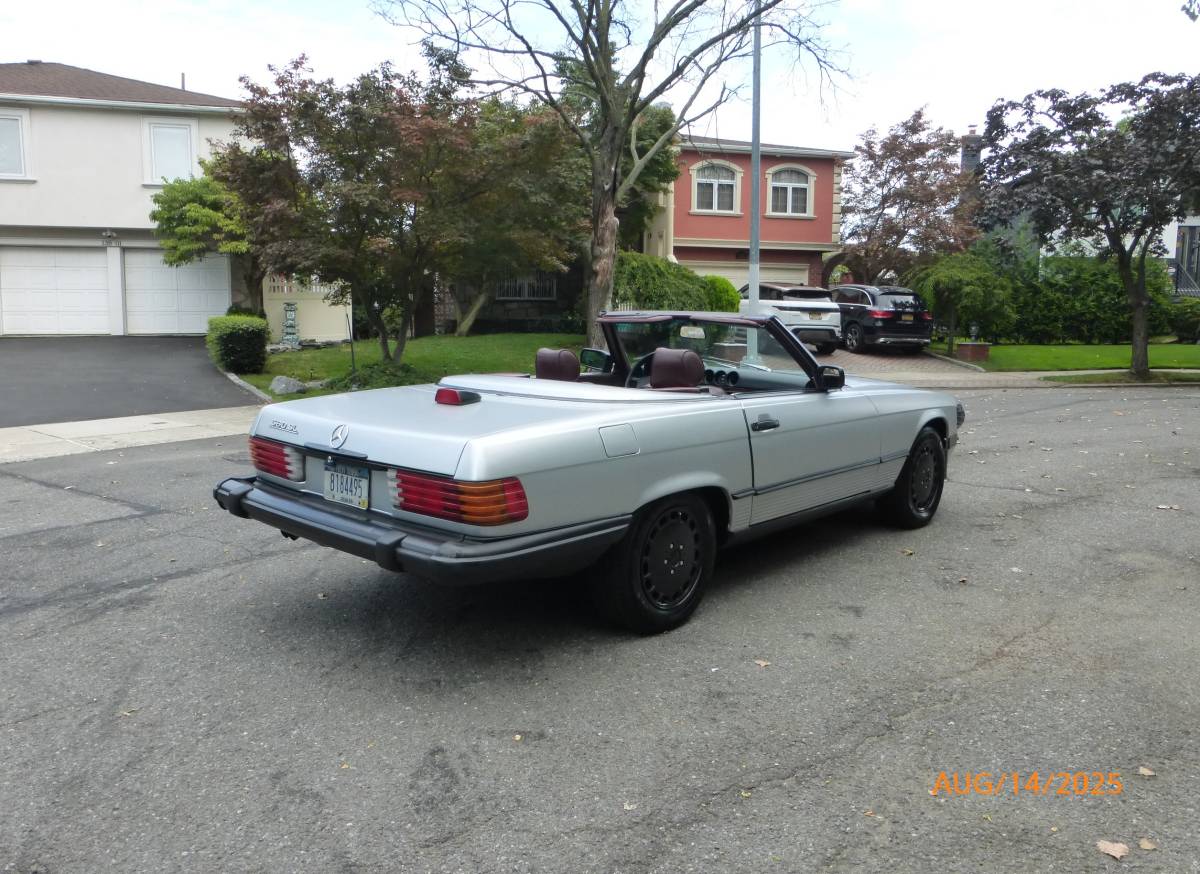Mercedes-benz-560-560sl-1986-silver-5